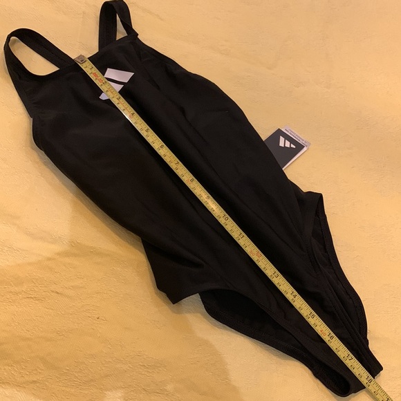 Adidas swimsuit - US Youth S (8-10) - Picture 13 of 16